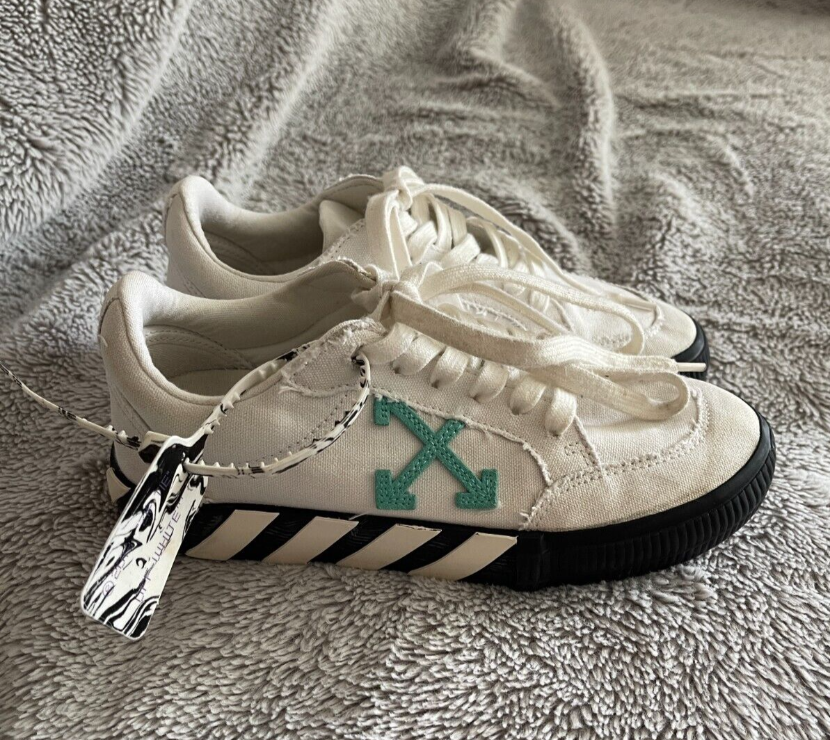 Off-White　スニーカー Off-White X Neiman Marcus Low Vulcanized Eco Canvas White