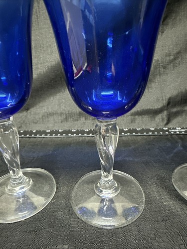 Set of 4 Casual Setting Sapphire Wine Glasses 7 5/8"Cristal D'Arques-Durand D11 - Picture 3 of 5