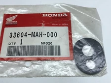NEW OEM HONDA 33604-MAH-000 REAR TURN SIGNAL MOUNTING WASHER