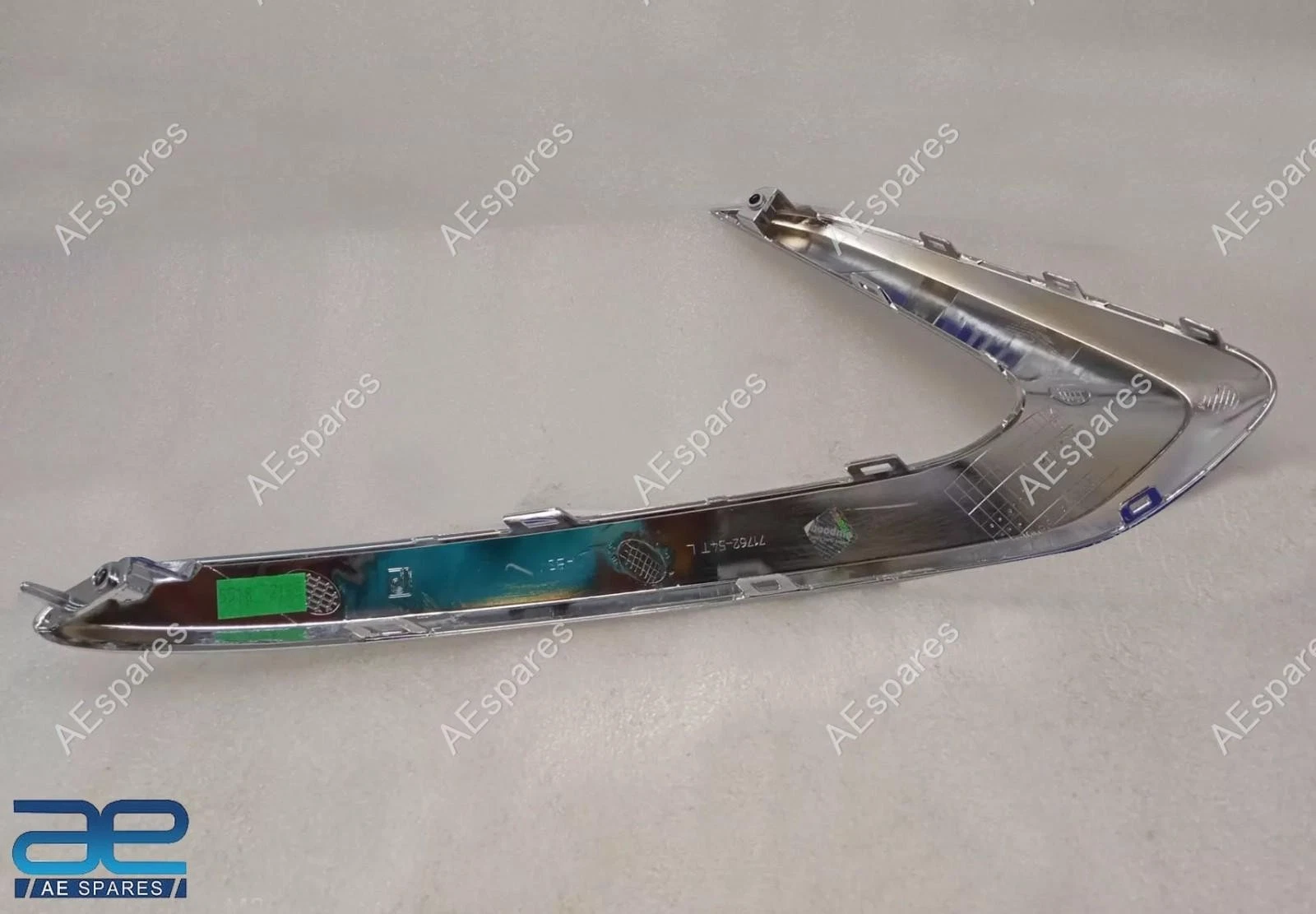Front Fog Lamp Garnish Trim LH For Suzuki Swift Dzire 2020-2024 71762M54T10-0PG view 2