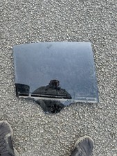 BMW 5 SERIES G30 DOOR WINDOW GLASS REAR RIGHT DRIVER SIDE 2017