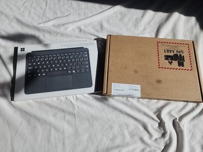 Microsoft Surface Pro 12'' Copilot+ PCTablet Snapdragon X Plus 2109 With Keyboard