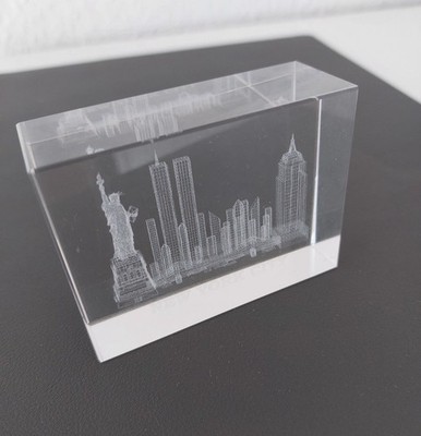 Acrylblock 3D New York Skyline mit Freiheitsstatue, 8x6x3 cm