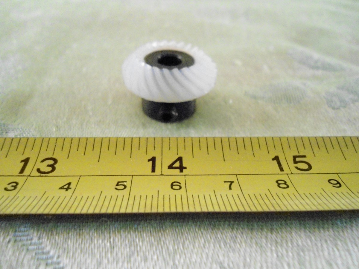 New Hook Drive Gear # 353207 fits Singer 1411 935 1200 2000