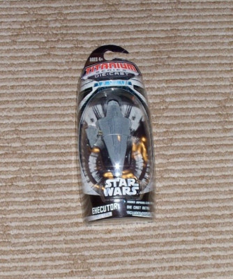 Star Wars Titanium Die-Cast Star Destroyer Executer Hasbro 2006 Micro Machines