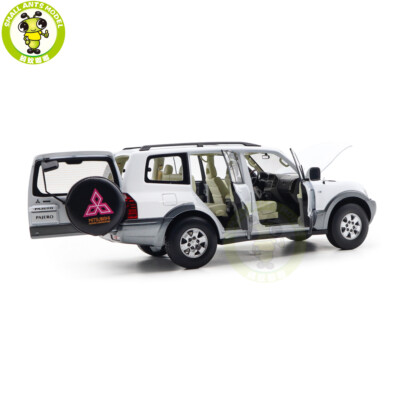 1/18 Mitsubishi PAJERO V73 YC MODEL White Diecast Model Toy Car