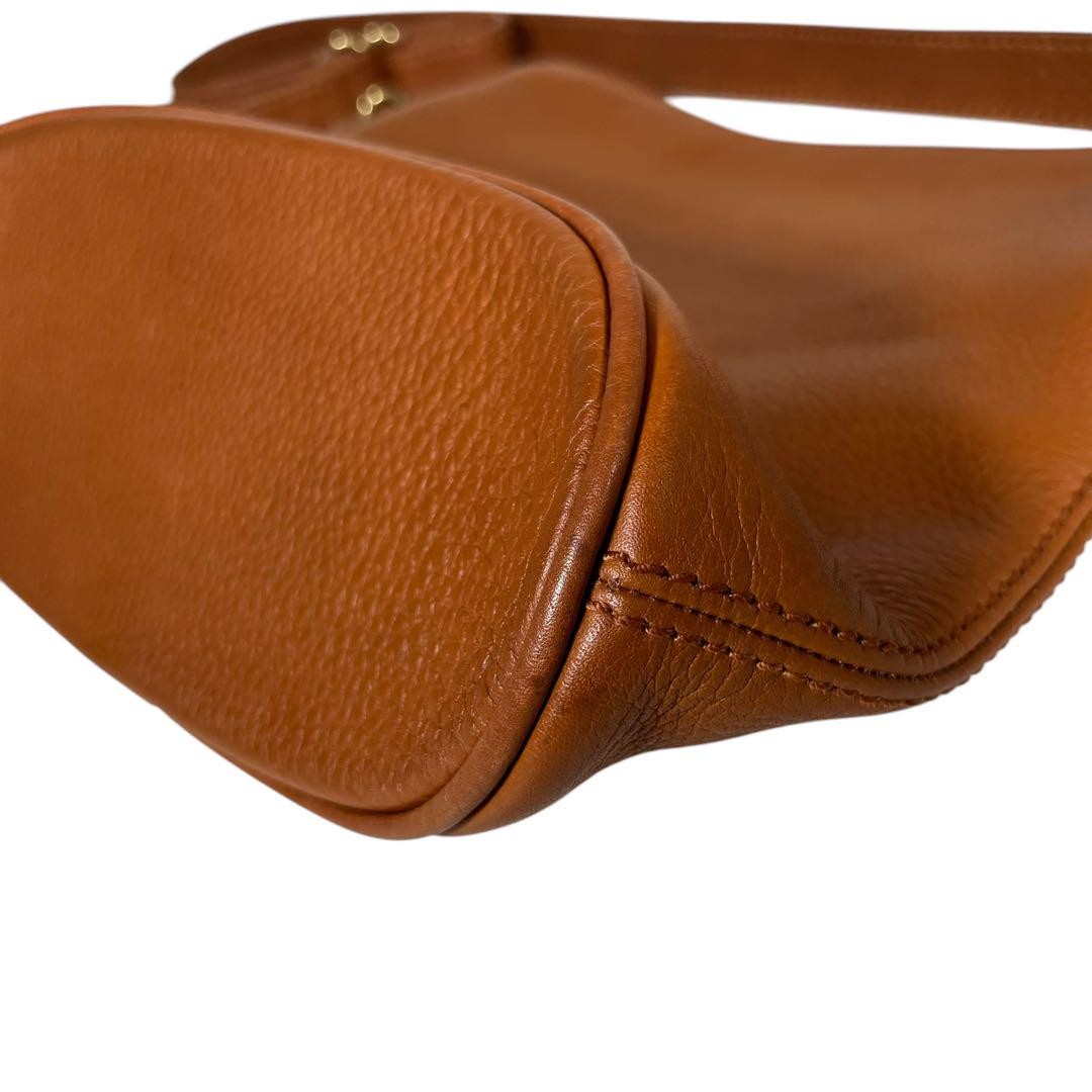 mokoです。 Vintage Coach 4907 Shoulder Bag Bucket Shape Leather From