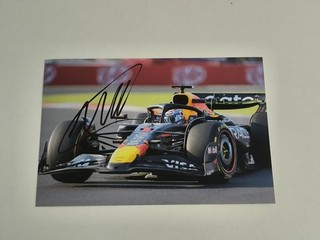 MAX VERSTAPPEN SIGNED 2025 RBR RE D BULL RACING F1 13x18 SEASON PHOTO
