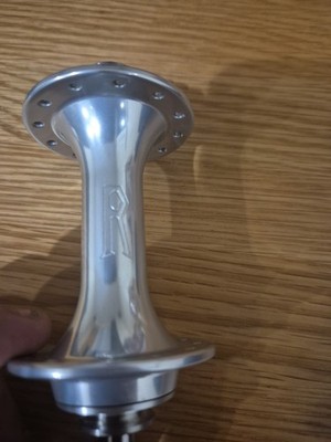 Royce Mittelflansch Vorderradnabe für Felgenbremse 24H