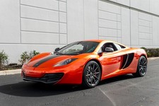 2013 McLaren MP4-12C 