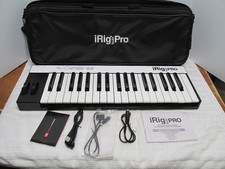 IK iRig Keys Pro 37 Controller MIDI Bianco 37 Tasti, completo di iRig Pro Gig Bag