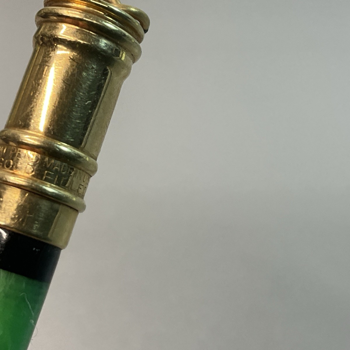 1926 PARKER DUOFOLD JADE GREEN WITH RING TOP. MECHANICAL PENCIL