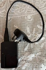 Sony OEM Battery Charger BC-CSN Input 100-240V Digital Camera Dock And Cable