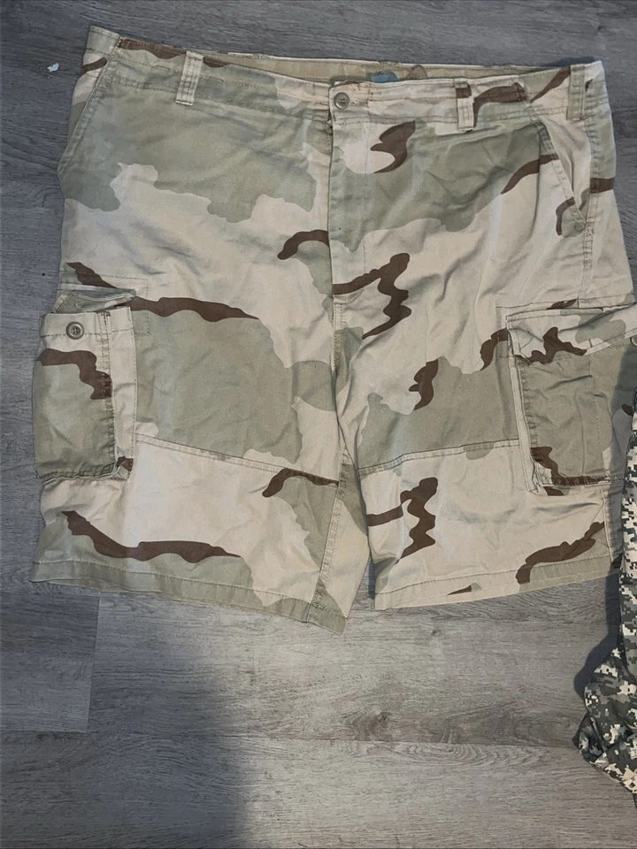 Pantalones Cortos Rothco BDU Tostados Talla Cintura 43 a 47 y Cintura Digital 39 a 43 Foto 3 de 4