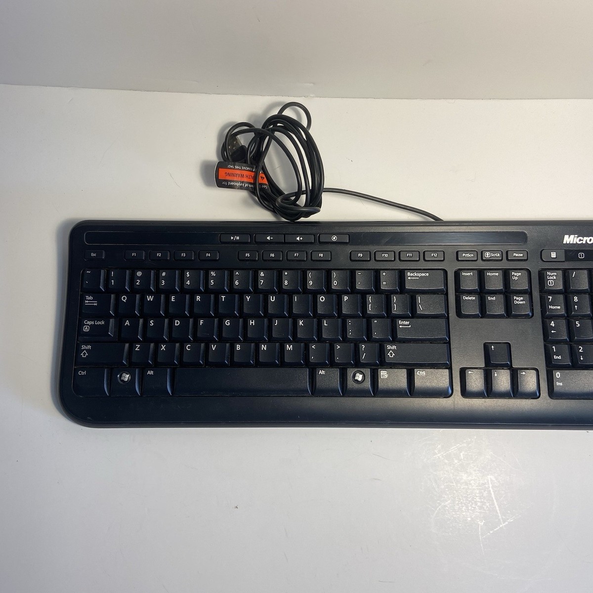 Microsoft 1576 USB Wired Keyboard 600 X879297-001 Full Board