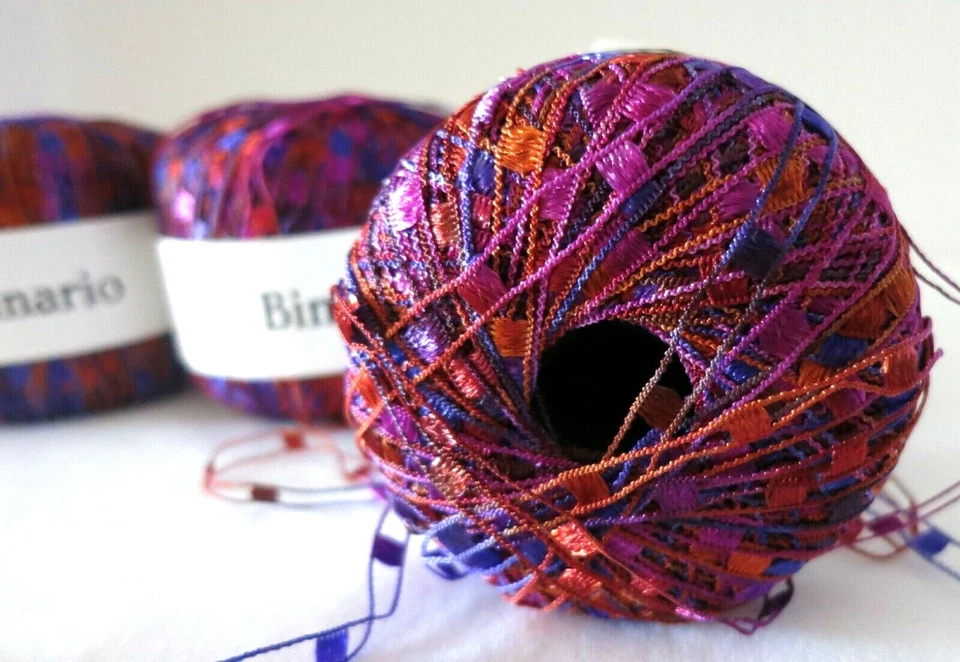 4 - BINARIO - TRENDSETTER YARNS - COLOR 100 - COPPER, PURPLE, BLUE  - 328 YARDS - Image 2 of 4