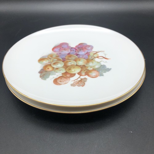 Winterling Roslau Bavaria Germany 8" Dessert/Salad Plates, Gold & Grapes Set 2 - Picture 8 of 11