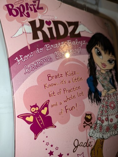 Muñeca Bratz Kidz Jade Nueva En Caja Original Sin Abrir Sin Usar MGA Entertainment NFRB - Imagen 15 de 18