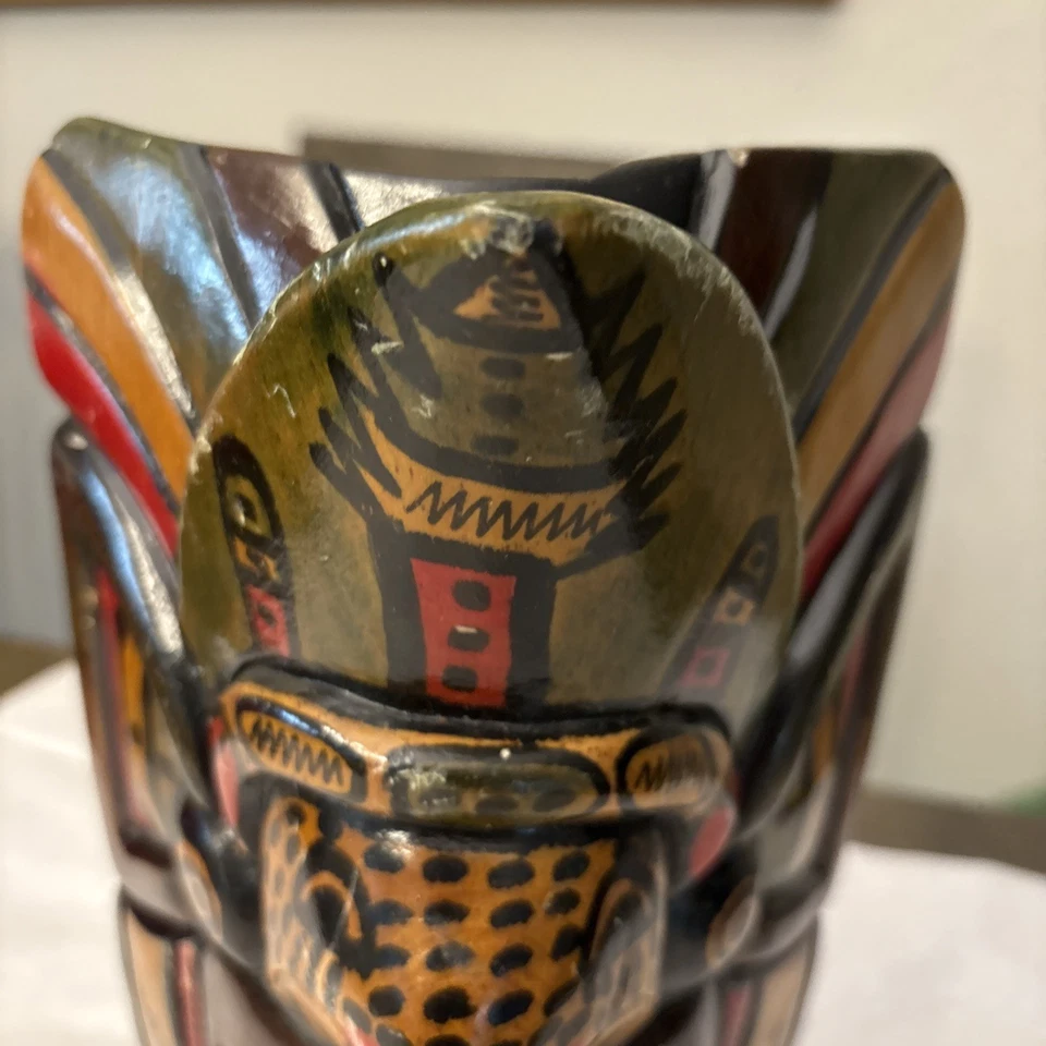 Máscara de águila guerrera tallada a mano madera decoración de pared 10" de alto Foto 4 de 4