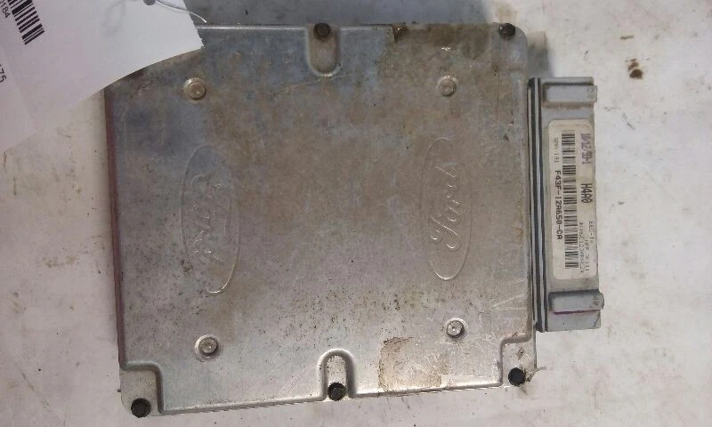 92-94 Ford Tempo Engine ECM Electronic Control Module 4-140 2.3L Manual - Image 4 of 4