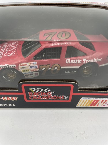J.D. McDuffie #70 1992 Racing Champions Sons Auto Supply Nascar 1:43 Goodyears - Picture 13 of 14