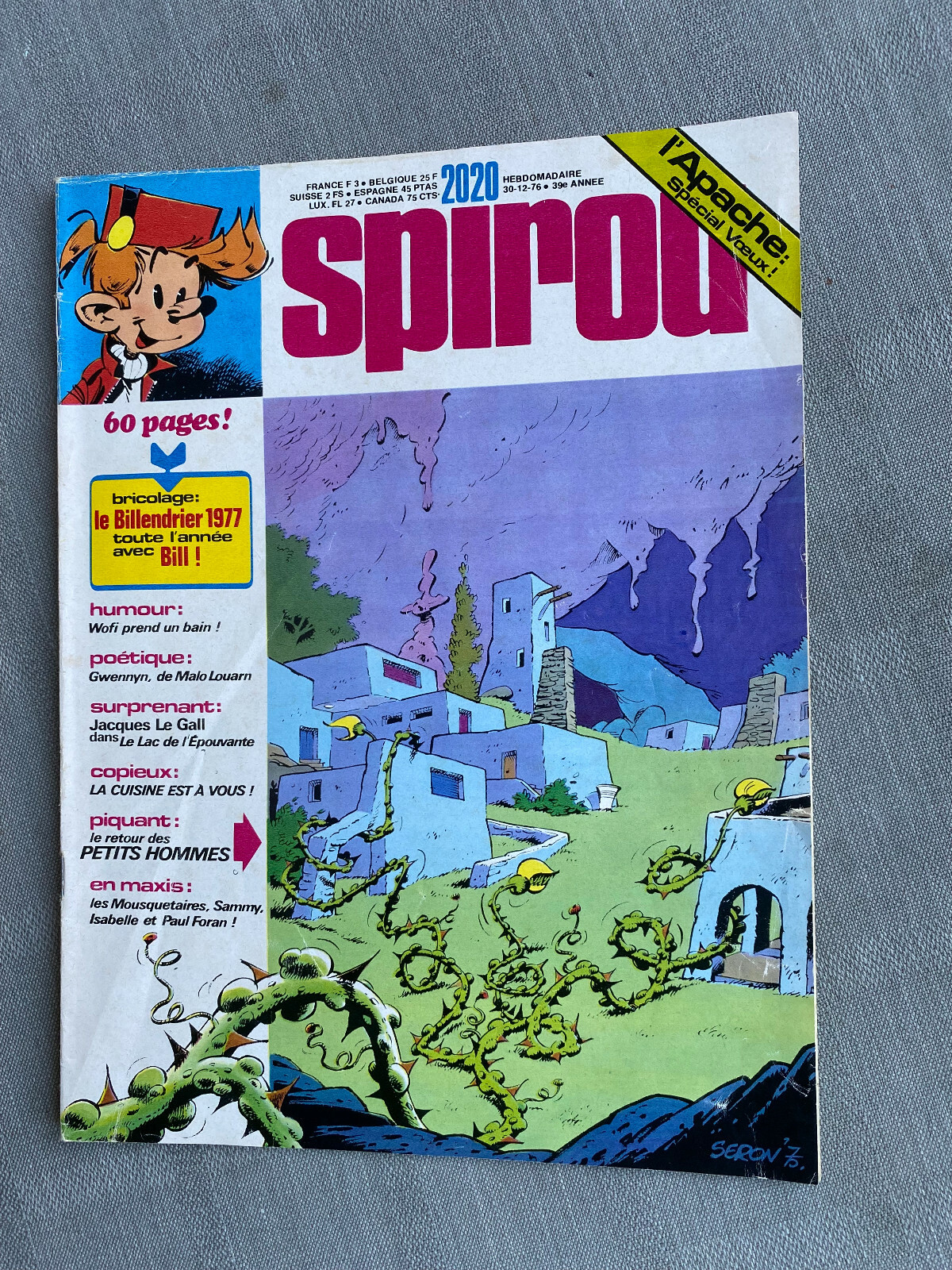 View Spirou No. 2020 Fine Condition With The Billendrier 1977 Roba Ball And Bill