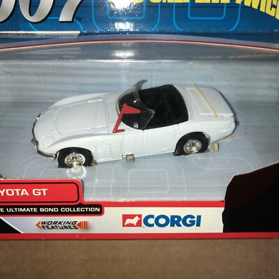 Corgi Toys ジェームズ・ボンド トヨタ2000GT Corgi Toys 007 TOYOTA 2000 GT + JAMES BOND & AKI Figure +