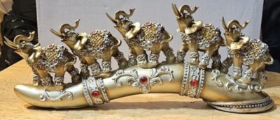 FIVE GOLD ELEPHANTS WILD ANIMAL GOOD LUCK FORTUNE POWER TRUNK UP FIGURINE STATUE
