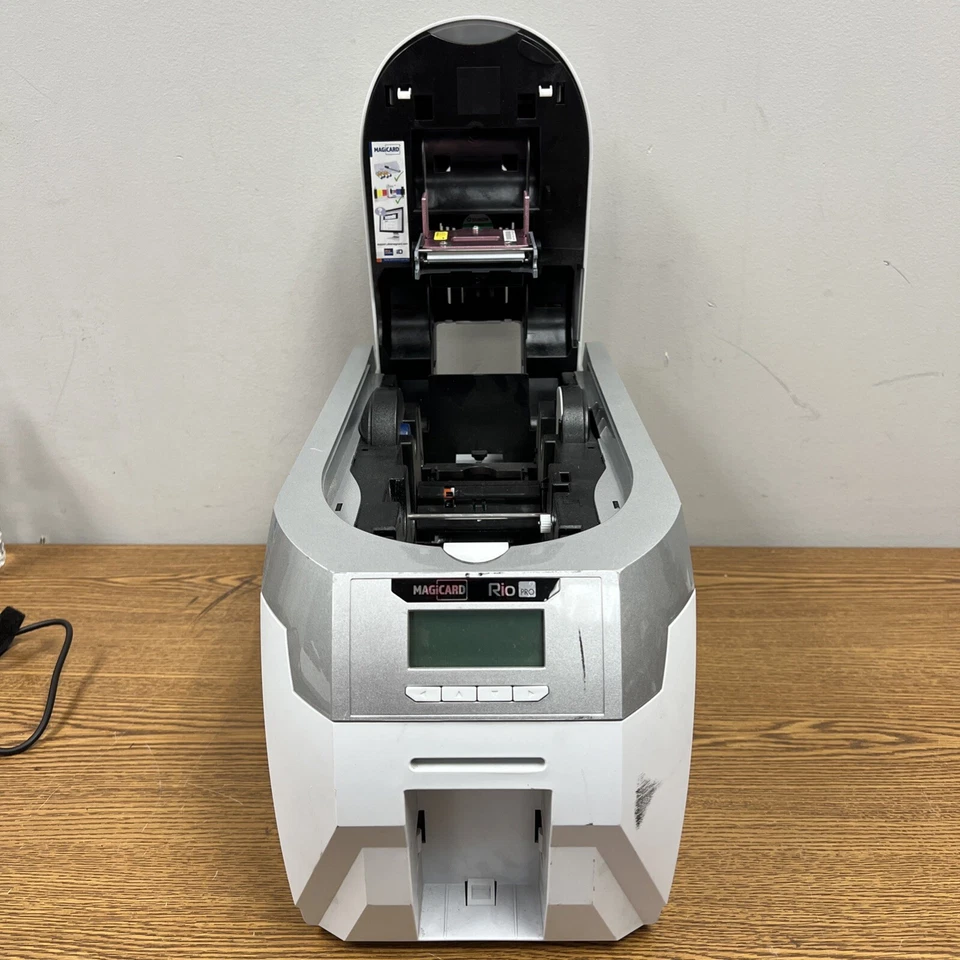 MagiCard 3652-0001 RIO PRO STD PRINTER ID CARD THERMAL PRINTER - Image 2 of 4