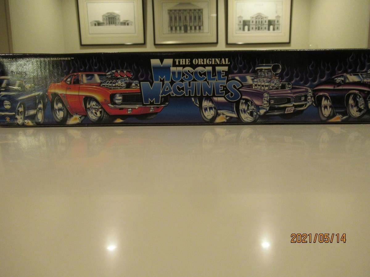 1:64 Muscle Machines-'66 Pontiac GTO, '69 Camaro, '63