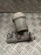 Maître-cylindre de frein Mitsubishi CARISMA