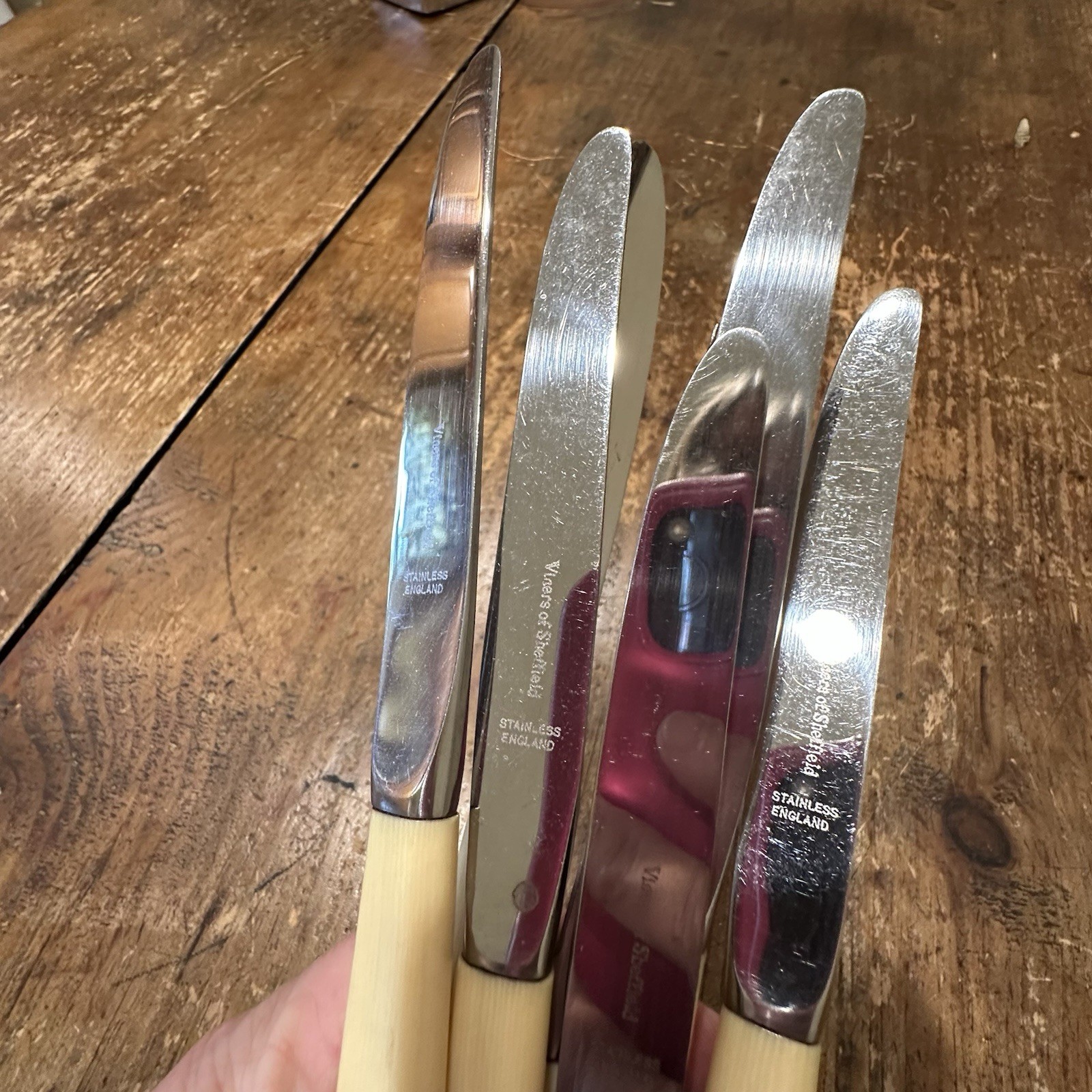 Vintage Viners of Sheffield-England Butter Knives Celluloid Handles Set of 6