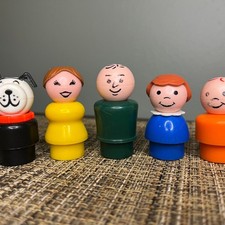 Vintage Fisher Price Little People Family - Five Pieces -