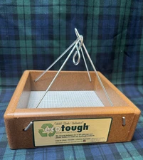 Wild Birds Unlimited Hanging Tray Feeder