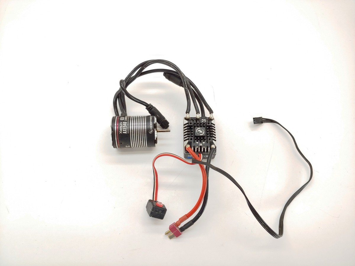 HOBBYWING★XeRUN AXE540 2300KV モーター Amazon.com: HOBBYWING XERUN Axe R3 Combo (Combo Axe R3 & 540