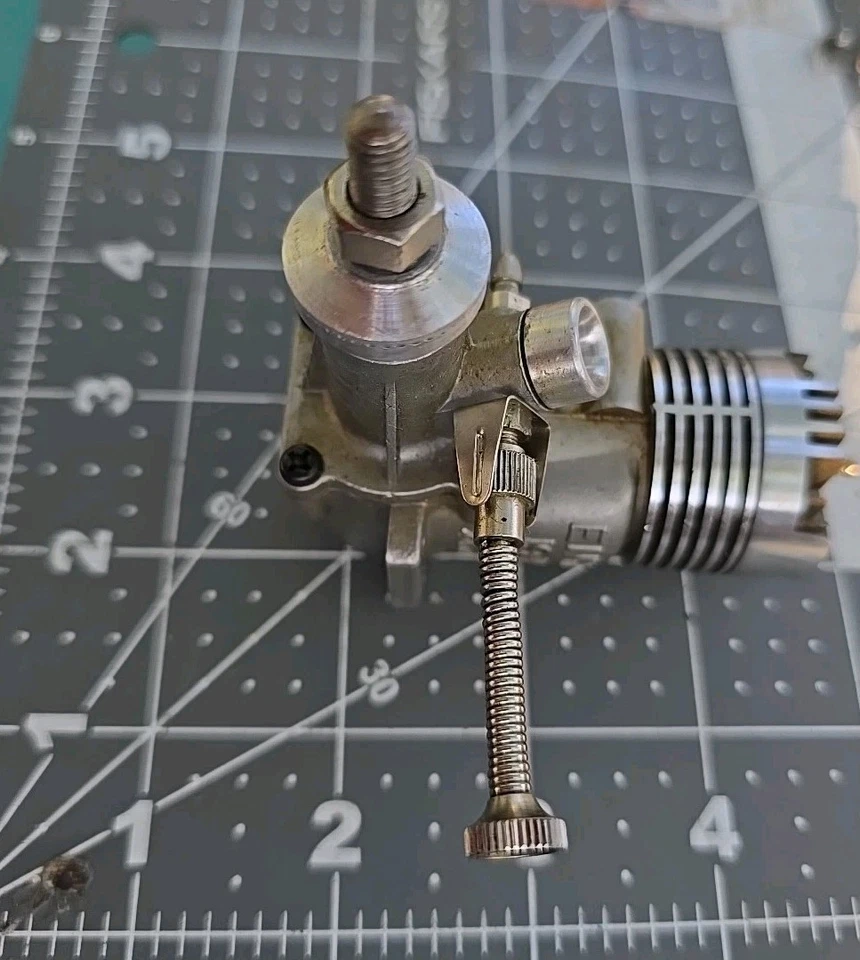 VINTAGE ~ Enya 19-V  Model 4005, RC Airplane Engine - Image 3 of 4