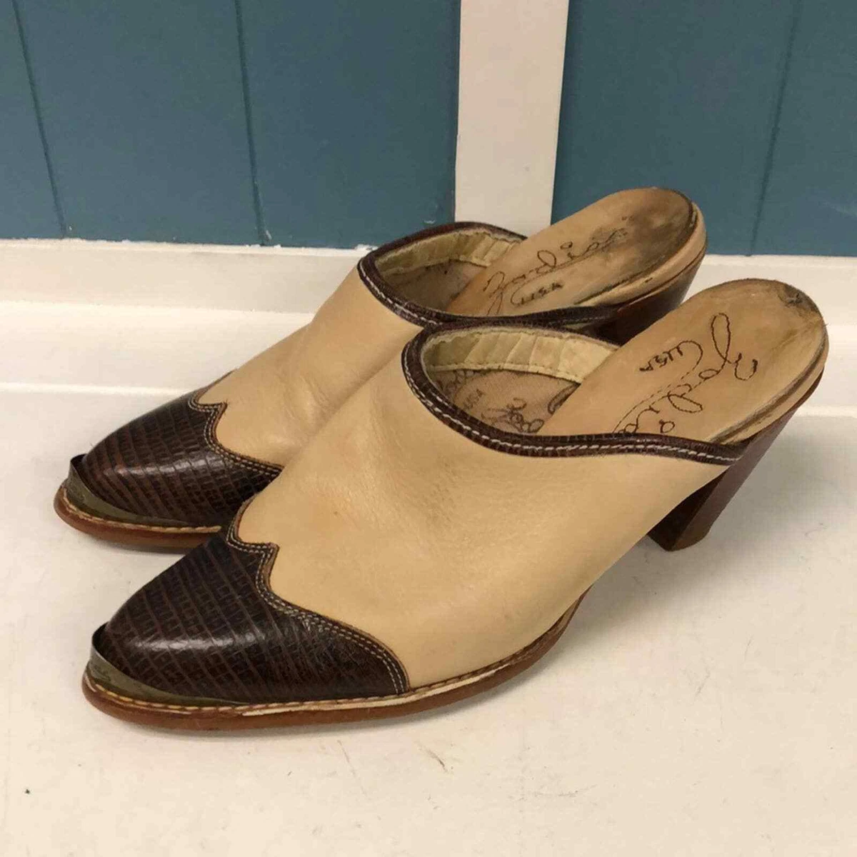 Cowboy boot deals mules