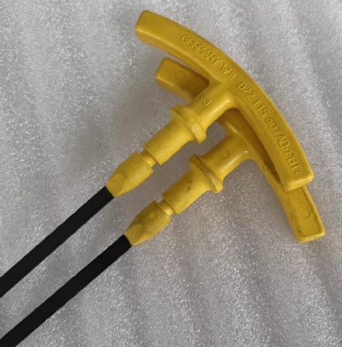 One Oil Level Gauge Guage Dipstick Dip for Audi TT Coupe (8J3) 3.2L 2007-2014 - Bild 6 von 8