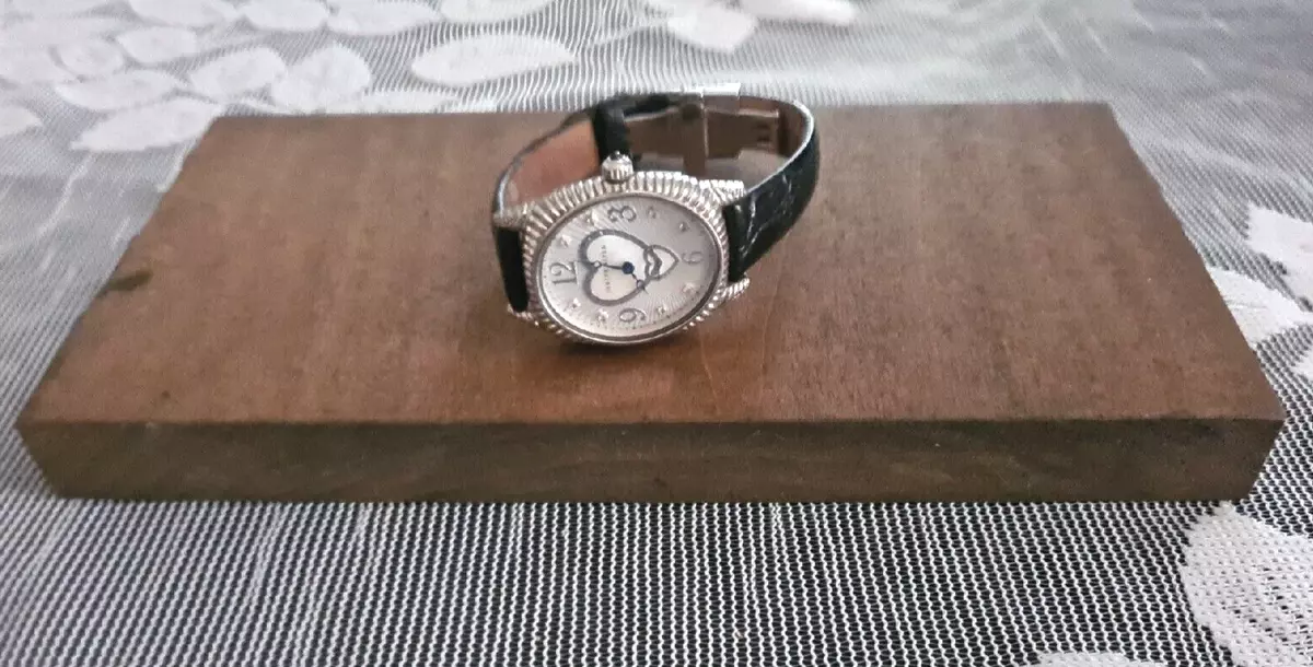 JUDITH RIPKA Sterling Silver 925 Watch Mother of Pearl Double Heart Oval Dial