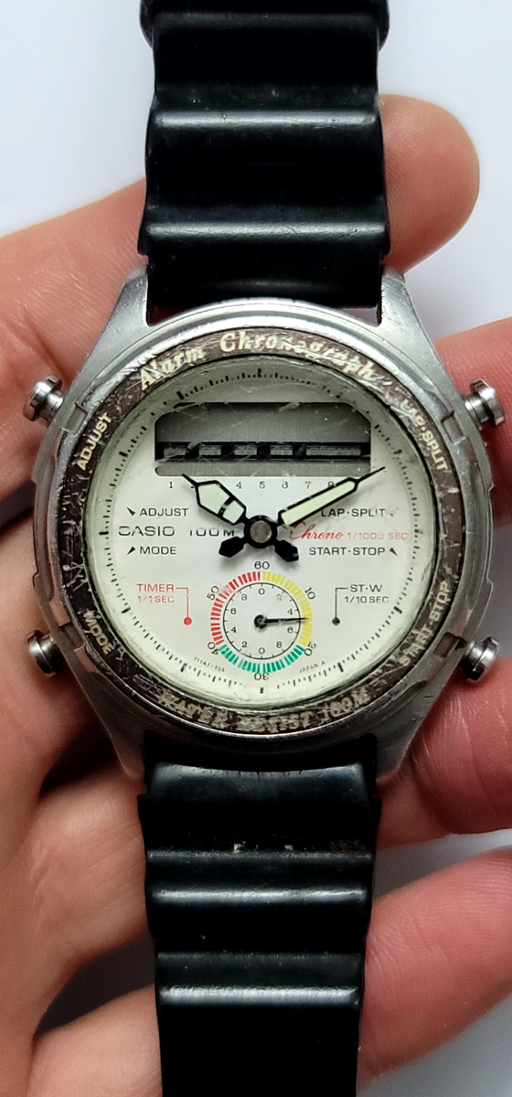 Casio AW-600 Chronograph Ana-Digi Module 373 Vintage Watch Casio AW-600 Chronograph Ana-Digi Module 373 Vintage Watch