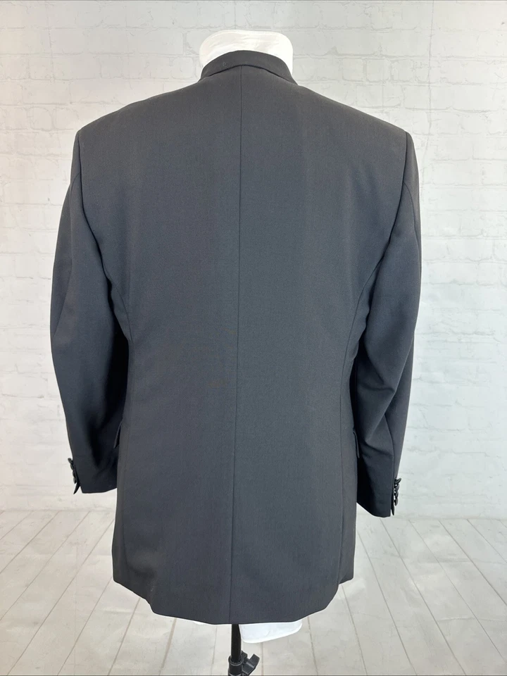 Pierre Cardin Men’s Tuxedo Suit 41R 35X30 Black Wool Formal Wear Athletic Fit - Image 4 of 4