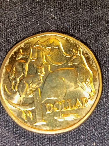1984 Australian $1 First Year Of Issue From Royal Australian Mint Roll BU UNC - Picture 4 of 4