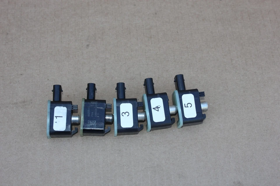 Paquete de 5 sensores de eje diferencial Mopar 18-23 Jeep Wrangler Gladiator OEM Foto 2 de 2