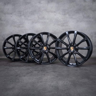 Porsche Boxster Cayman Felgen 19 Zoll 982 S GTS T 982601025 982601025A schwarz