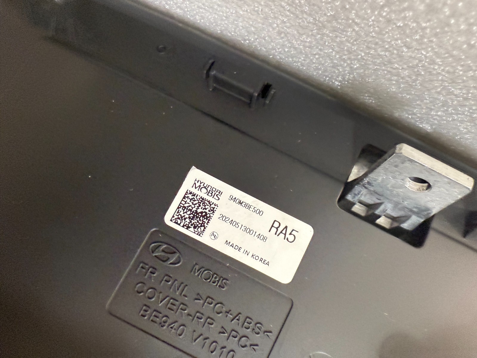 2024 2025 Hyundai Kona Instrument Cluster Display Screen 940M3-BE500 OEM