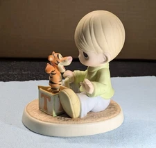 Walt Disney The Wonderful Thing About Tiggers Precious Moments Figurine