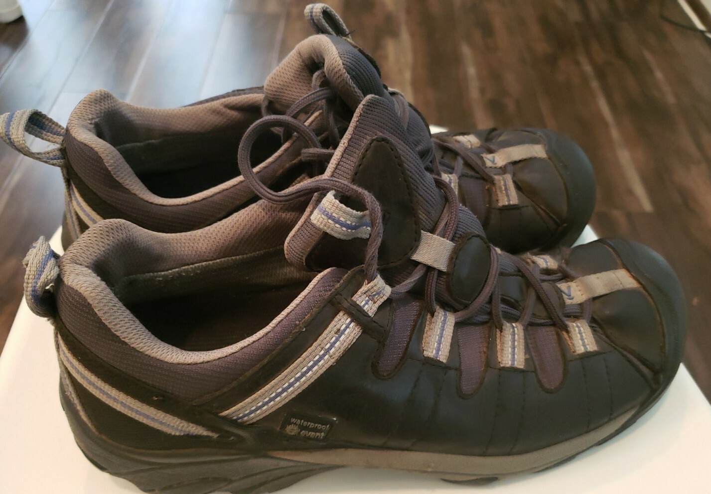 Scarpe da trekking KEEN da uomo taglia 10
