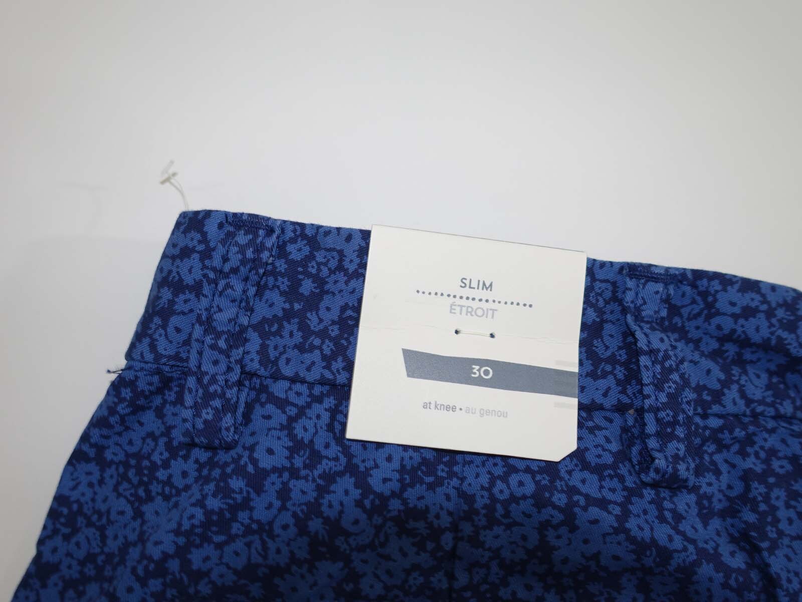 Old Navy Men's Slim Fit Shorts Size 30 NWT Blue Flat Front Floral Knee