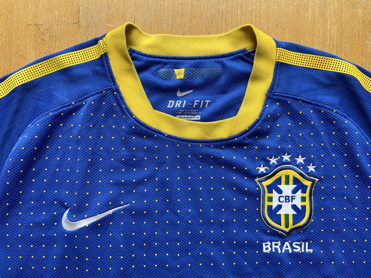 BRASIL 2010 2011 AWAY FOOTBALL SHIRT SOCCER JERSEY NIKE 369251-493