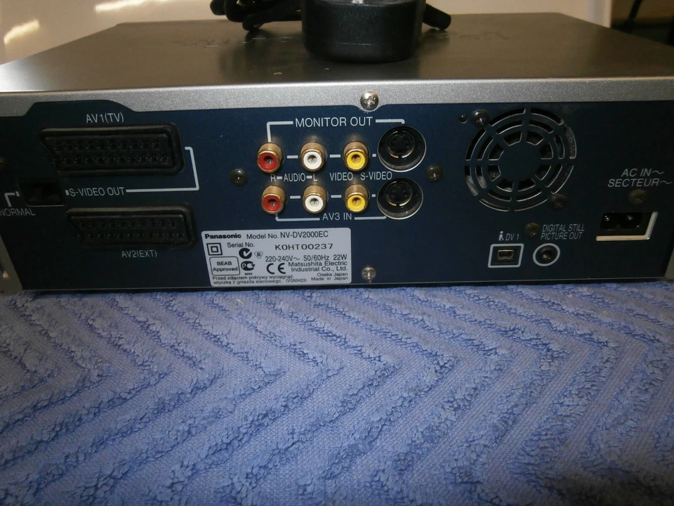 Platine d'édition mini dv Panasonic NV DV2000. Deck joueur/enregistreur bien entretenu. - Photo 3/4